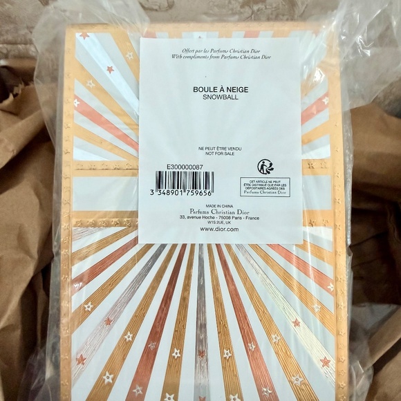 2025 Dior Circus of Dreams Snowglobe NEW IN BOX; SEALED; GIFTABLE - Picture 4 of 12